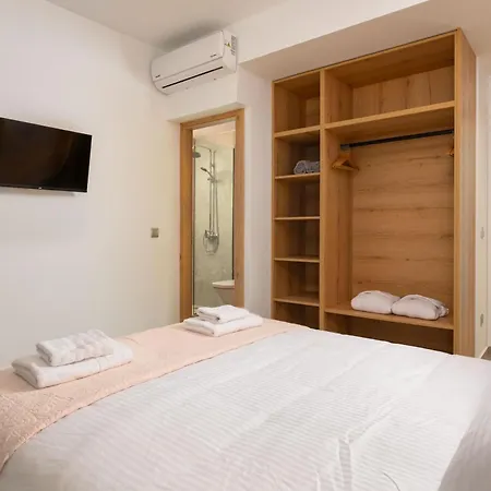 Martini Βίλα Κρεμαστή