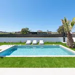 Martini Villa *