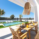 Martini Villa *