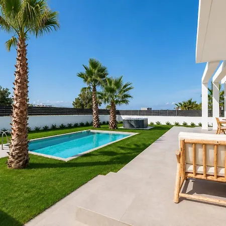 Martini Villa *