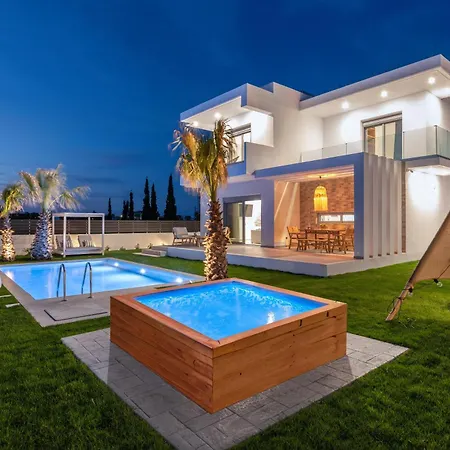 Martinis Villa *