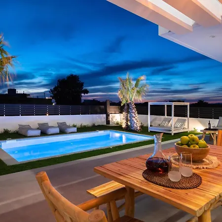 Martinis Villa Kremasti (Rhodes)